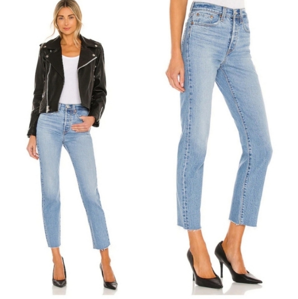 Levi's Wedgie Icon Jeans in Light Wash